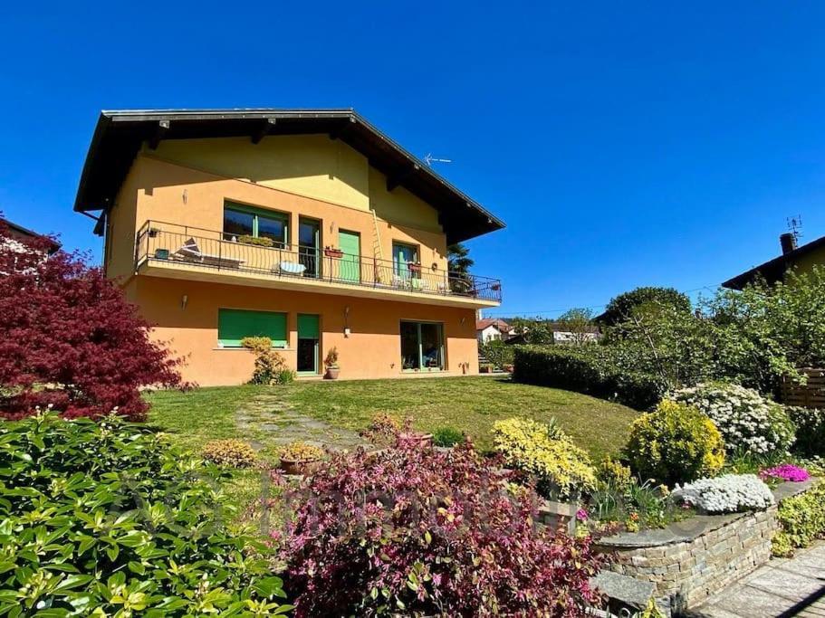 Casa Vacanza Veronica Con Giardino Verbania Exteriér fotografie