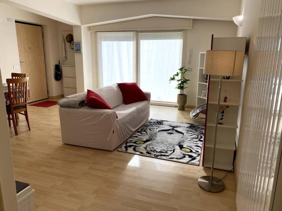 Casa Vacanza Veronica Con Giardino Verbania Exteriér fotografie