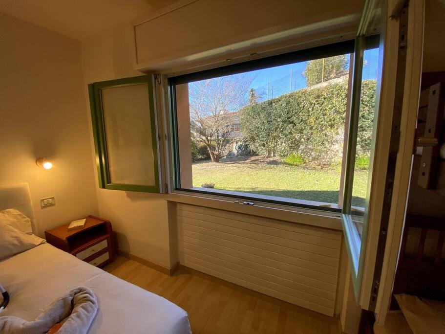 Casa Vacanza Veronica Con Giardino Verbania Exteriér fotografie